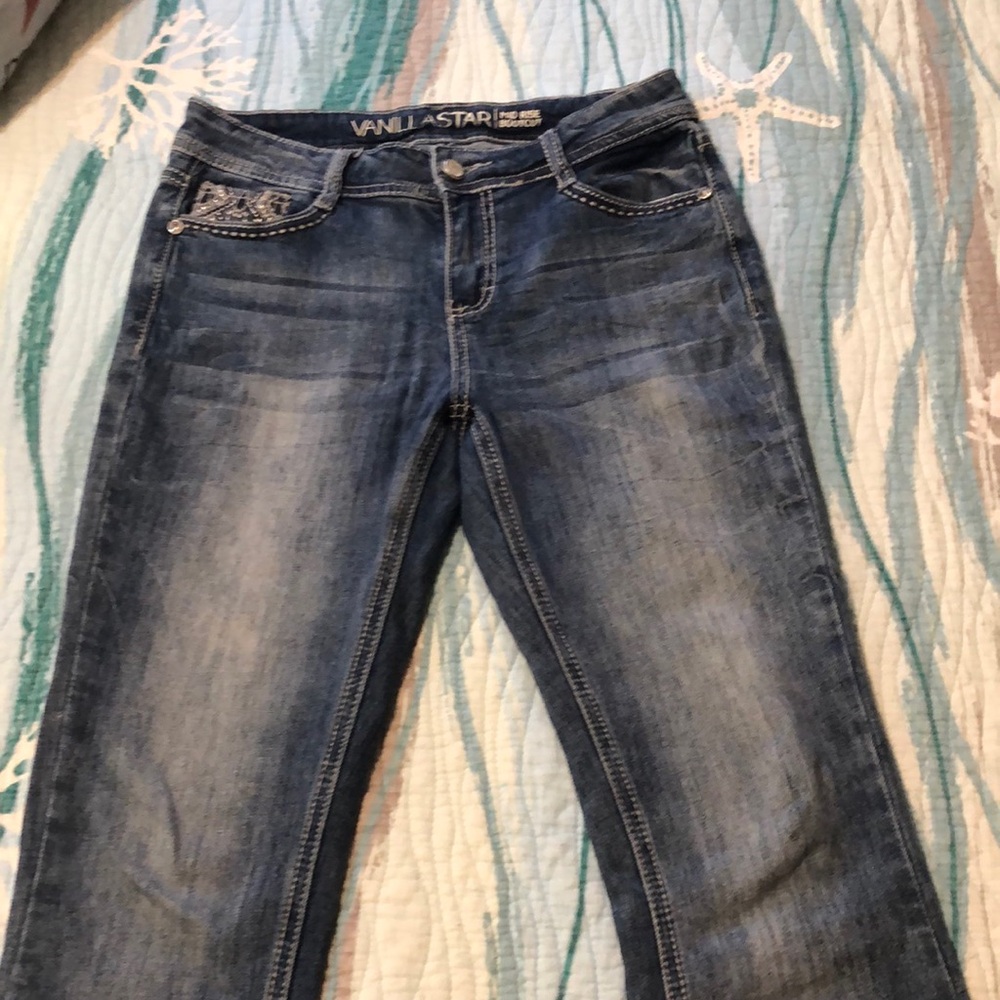 Vanilla star mid rise bootcut jeans size 5 short